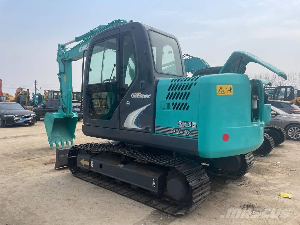 Kobelco SK 75 中型挖土機/掘鑿機/挖掘機 7t-12t