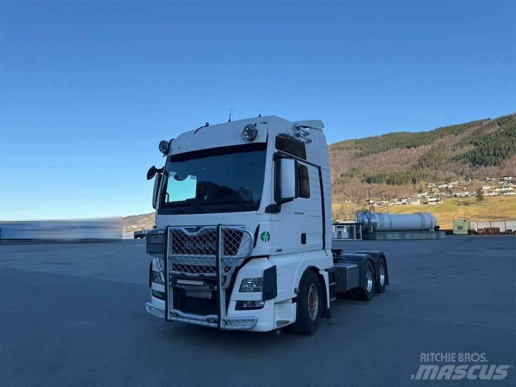 MAN TGX 26.640 6x4 曳引機組件