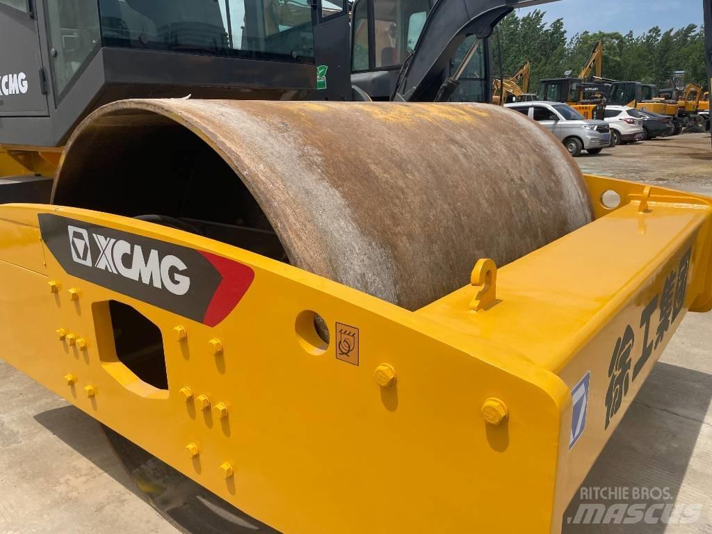 XCMG XS 223 J 單輪滾壓機