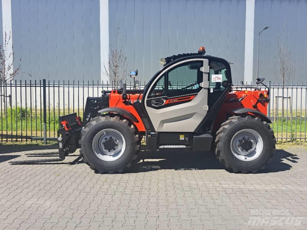 Manitou MT 935 伸縮臂操作車