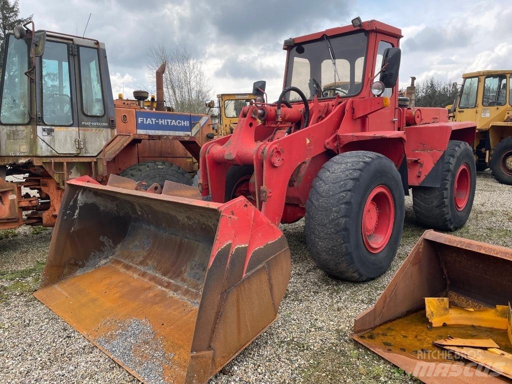 Hanomag 44C 輪胎式裝載機