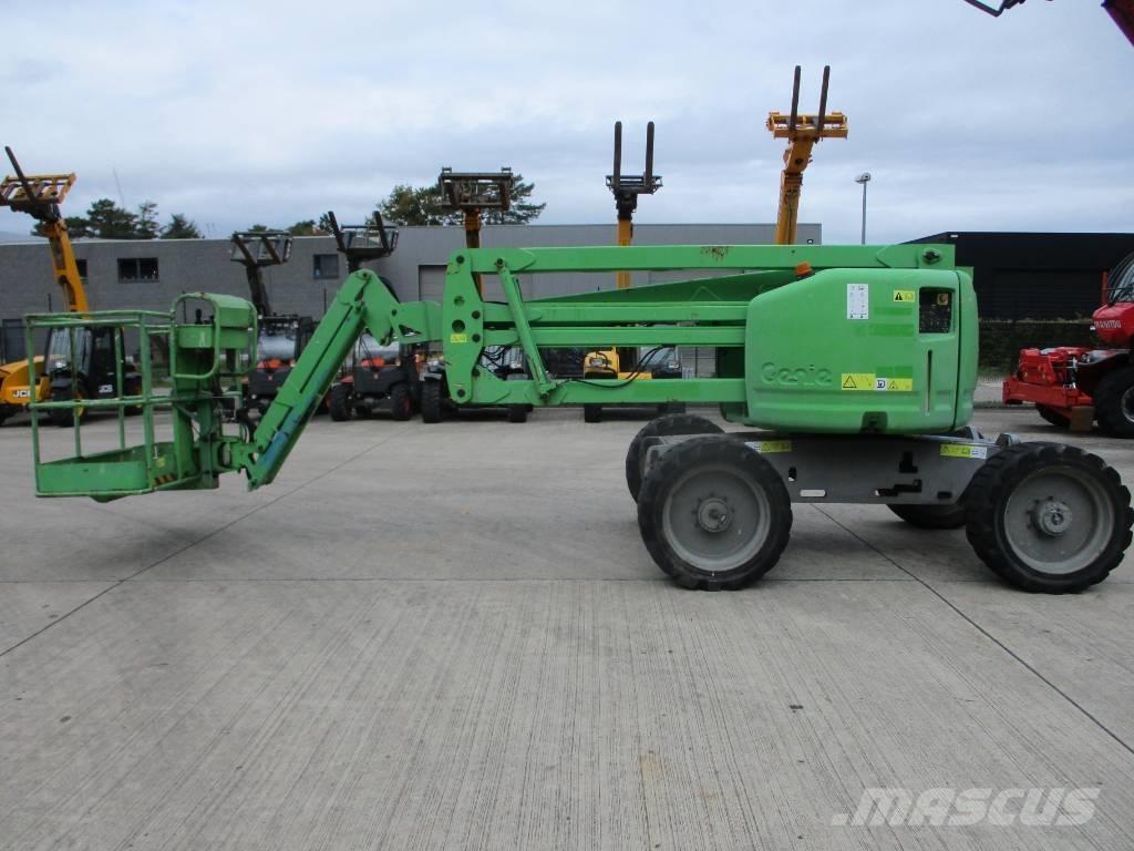 Genie Z45/25 (639) 緊湊型自走式伸縮臂式升降機