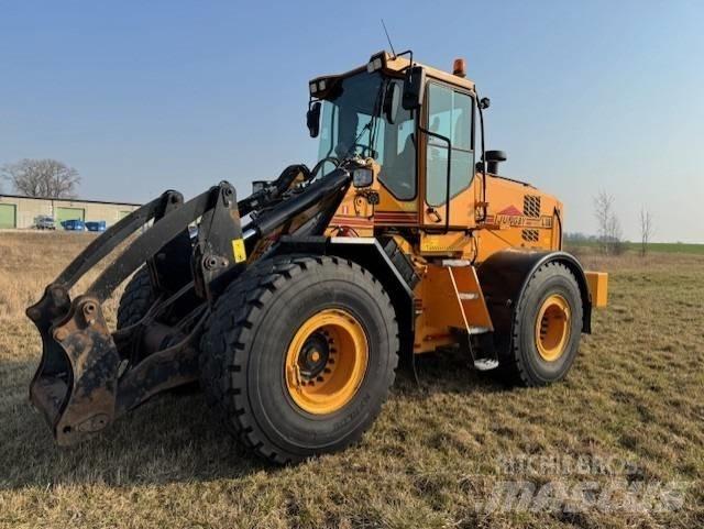 Ljungby L 18 輪胎式裝載機
