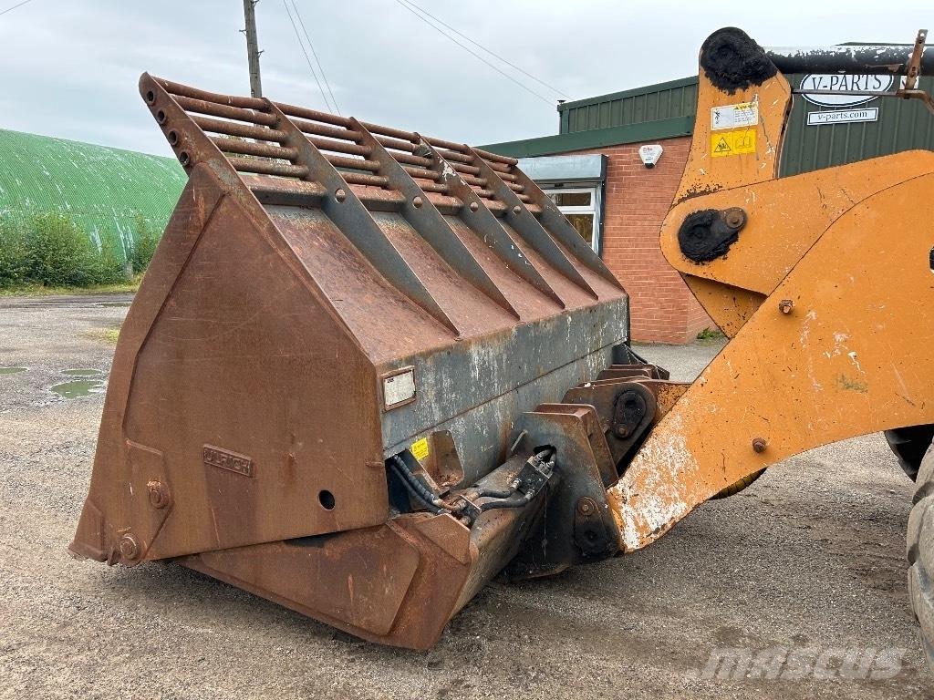 CASE 921F XR 輪胎式裝載機