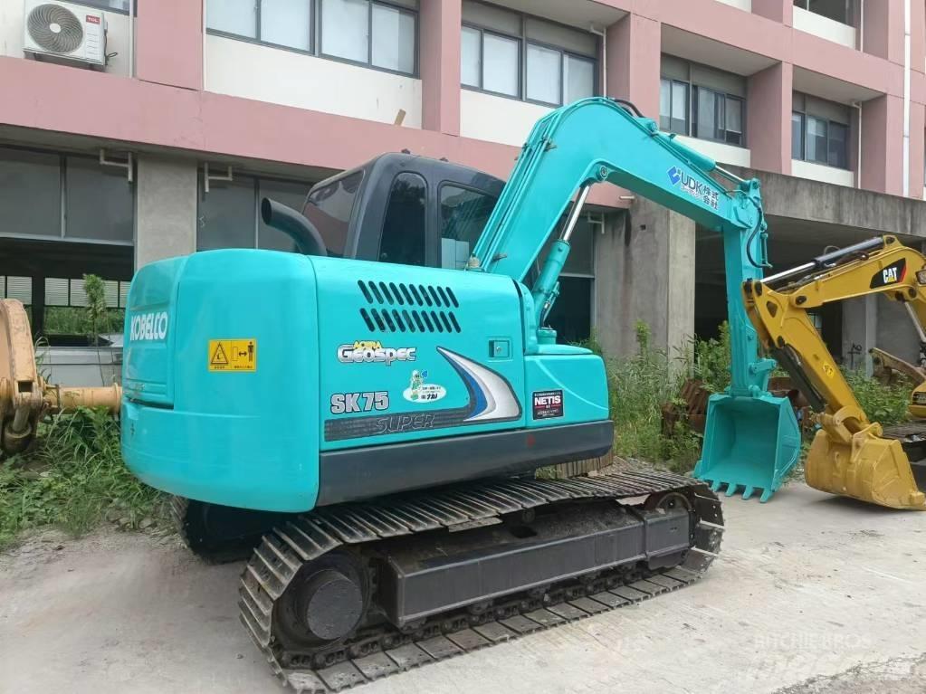 Kobelco SK 75 中型挖土機/掘鑿機/挖掘機 7t-12t