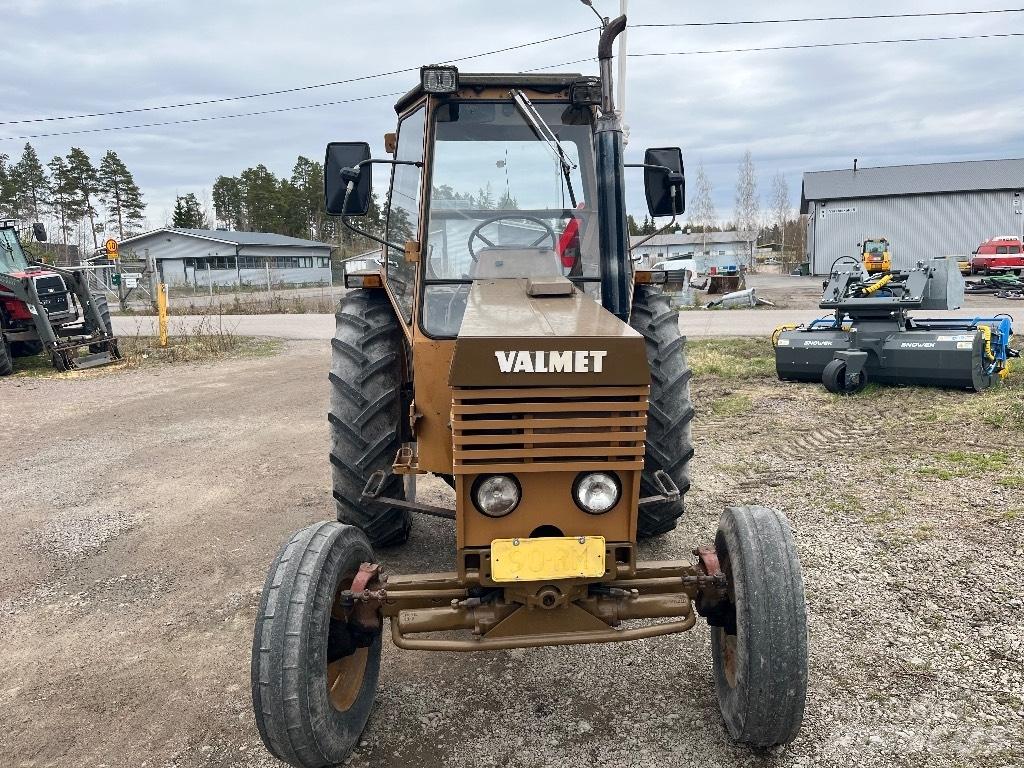 Valmet 502 曳引機