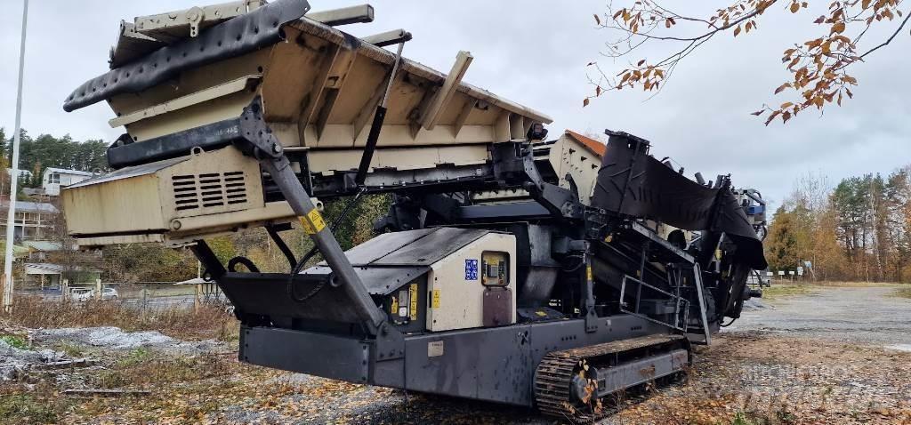 Metso ST 2.8 移動式篩選機