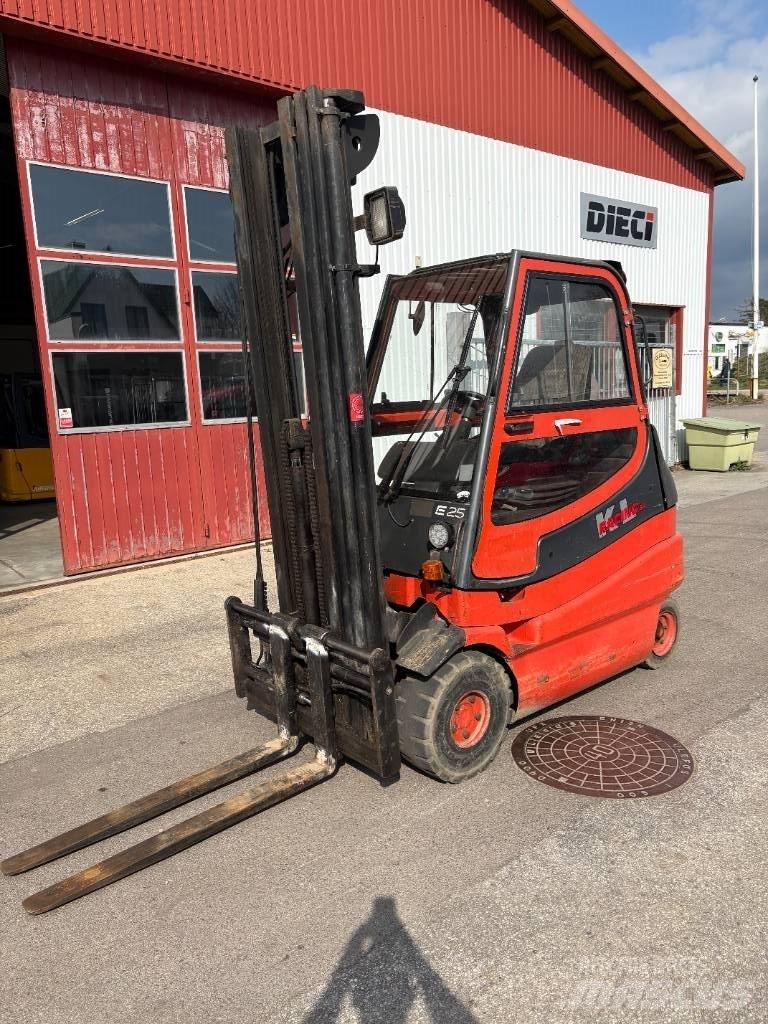 Linde E 25 電動堆高機