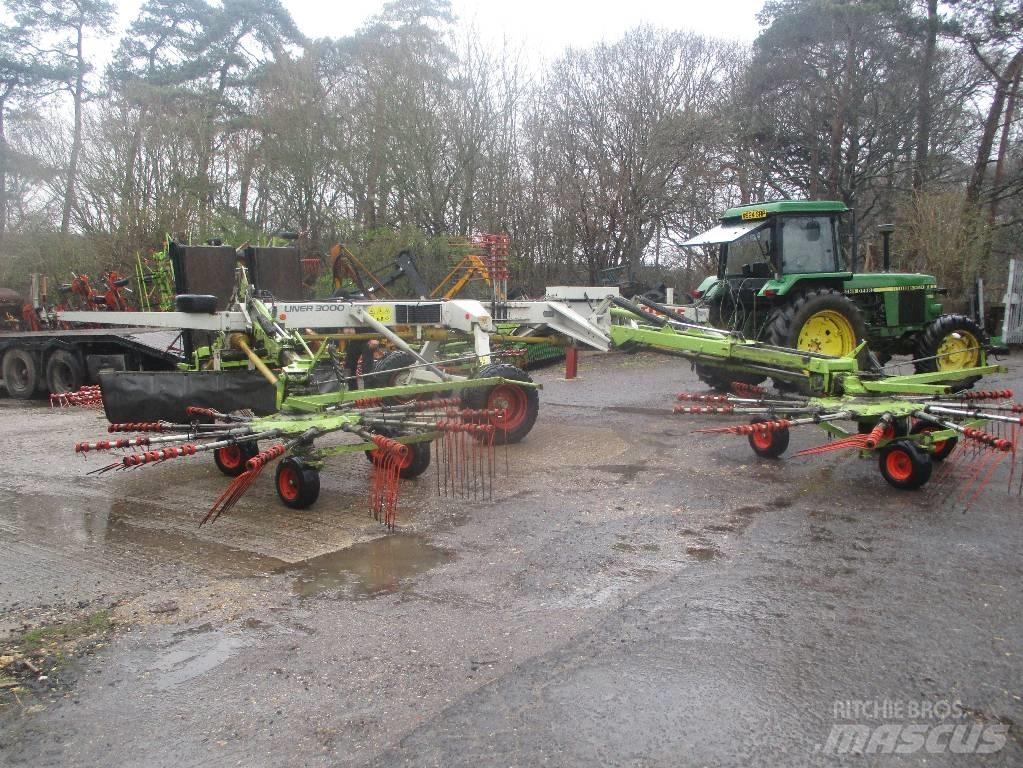 CLAAS Liner 3000 耙與翻草機