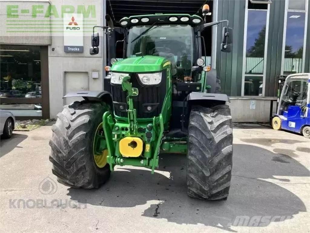 John Deere 6215r 曳引機