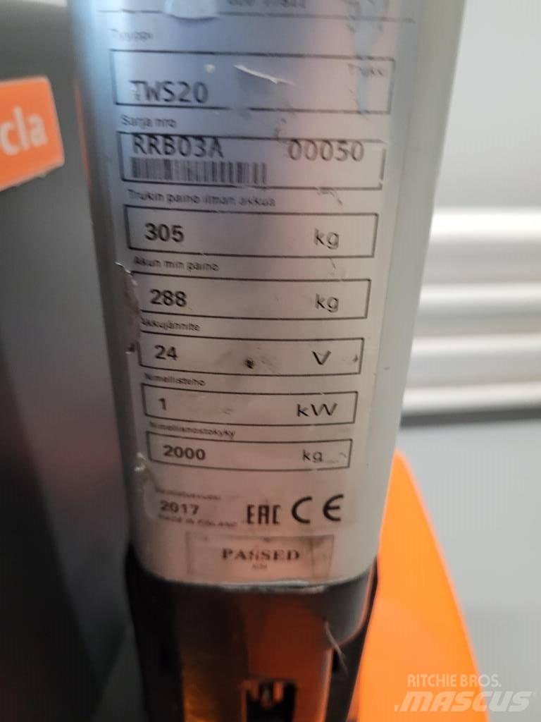 Rocla TWS20 低架升降機