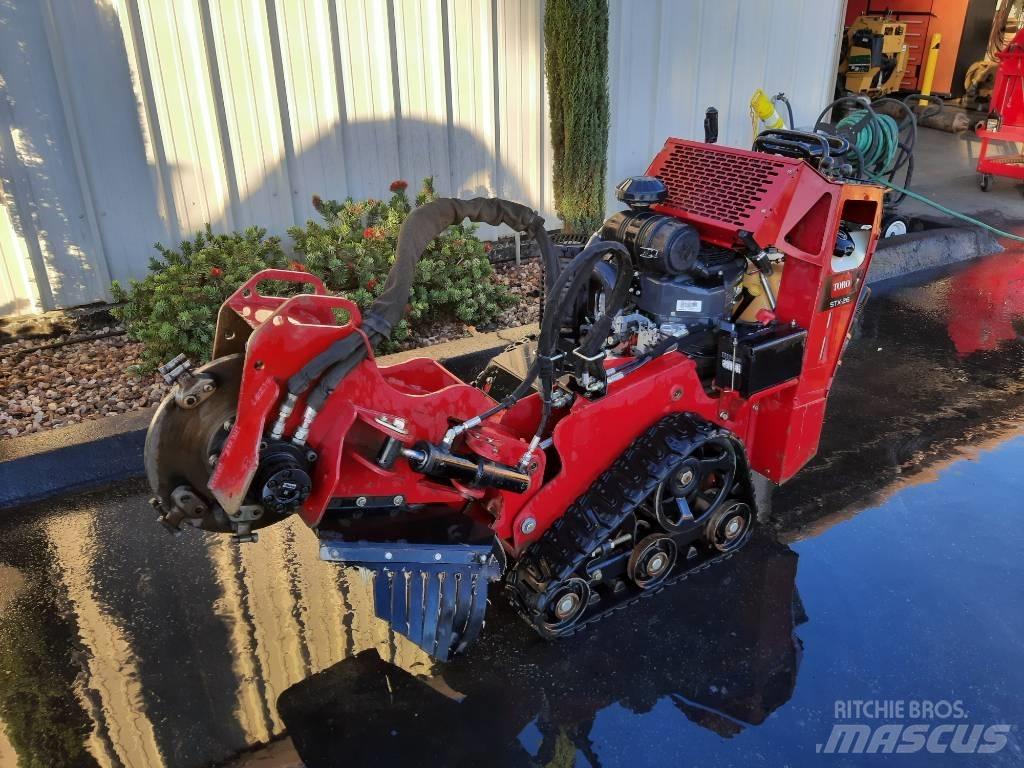 Toro STX26 樹樁破碎機