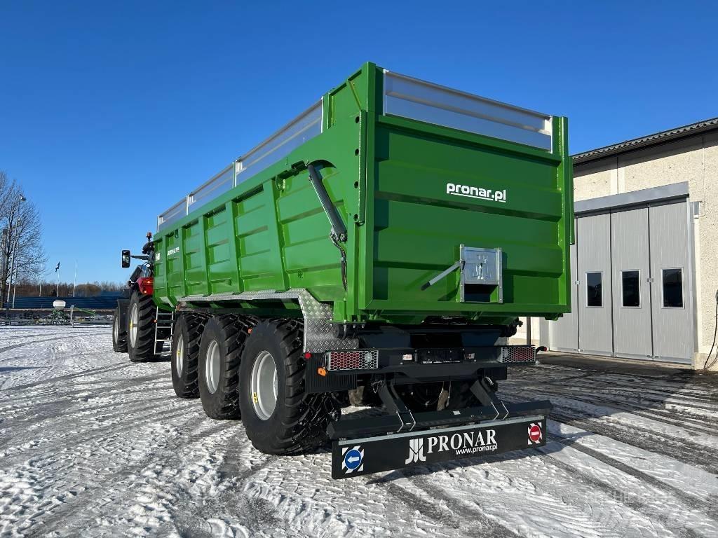 Pronar T8724 傾卸式拖車