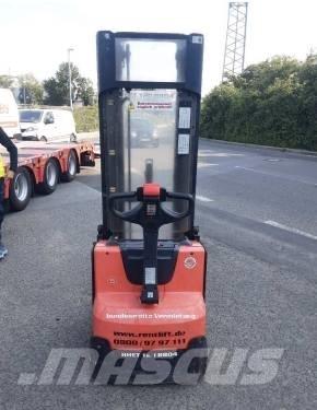 Toyota BT SWE 120 L 手動堆積機