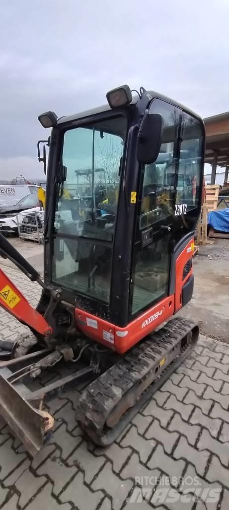 Kubota KX 019-4 小型挖土機/掘鑿機<7t(小型挖掘機)