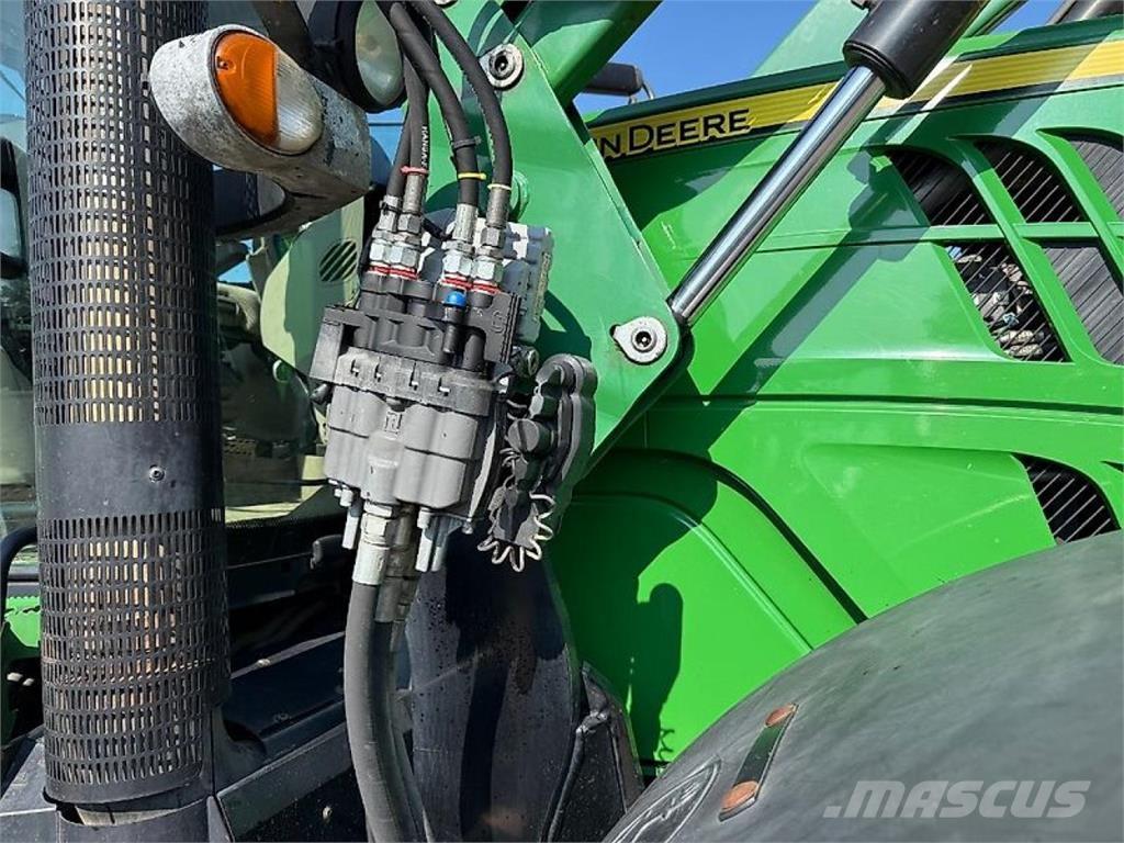 John Deere 6210R 曳引機
