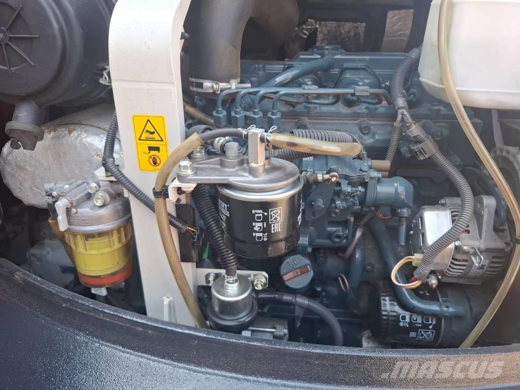 Kubota 057-4 小型挖土機/掘鑿機<7t(小型挖掘機)