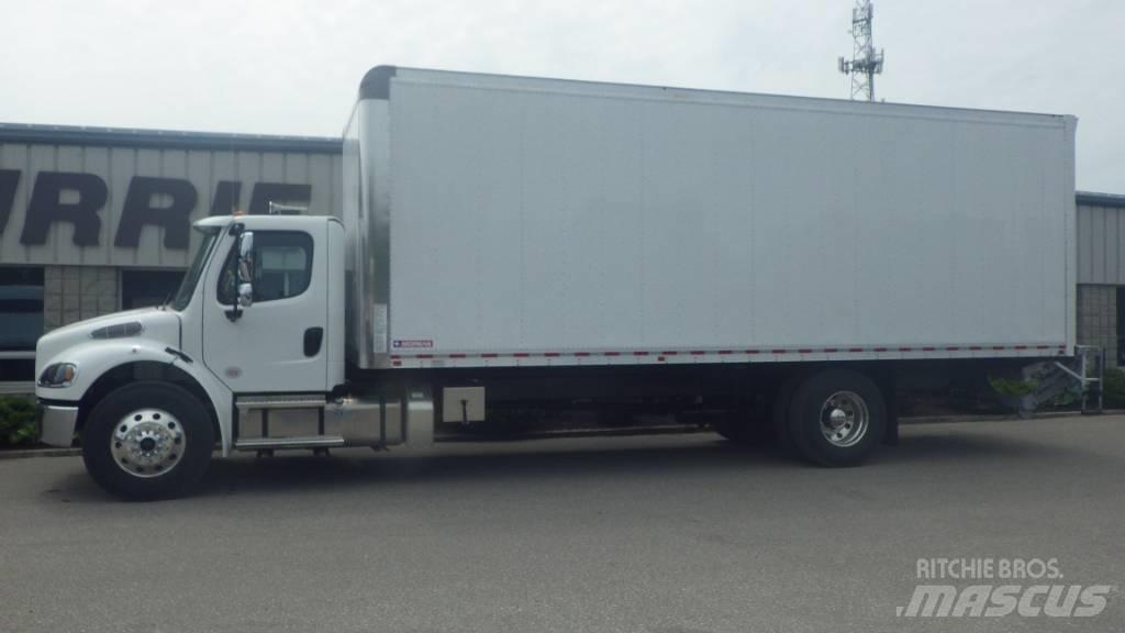 Freightliner M2 106 貨箱式卡車
