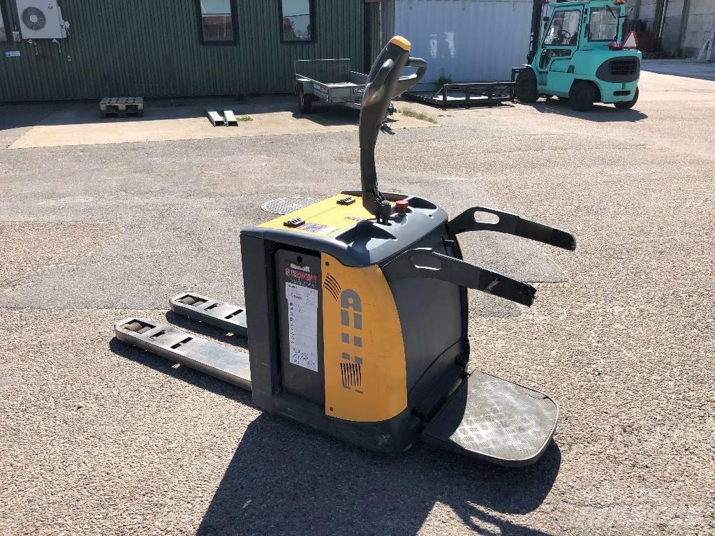 Atlet PLP 200 平台型低架升降機