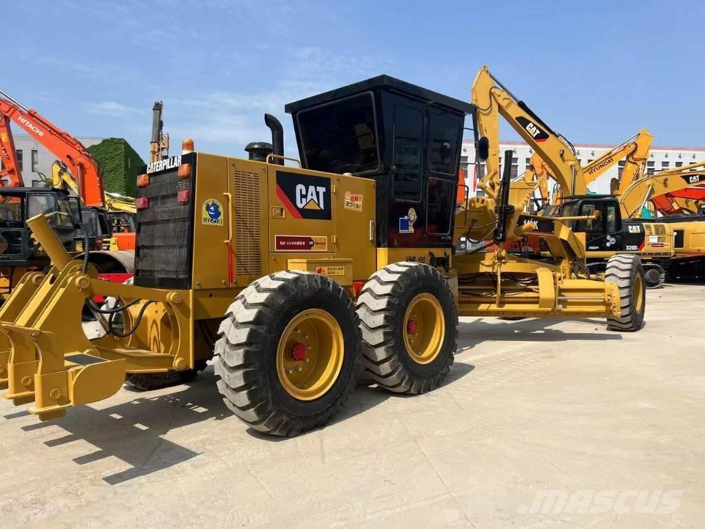CAT 140 K 平土機