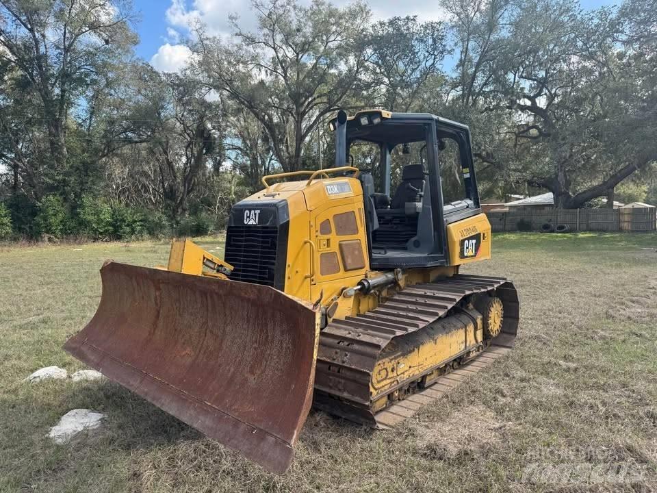 CAT D 3 K 2 LGP 履帶推土機