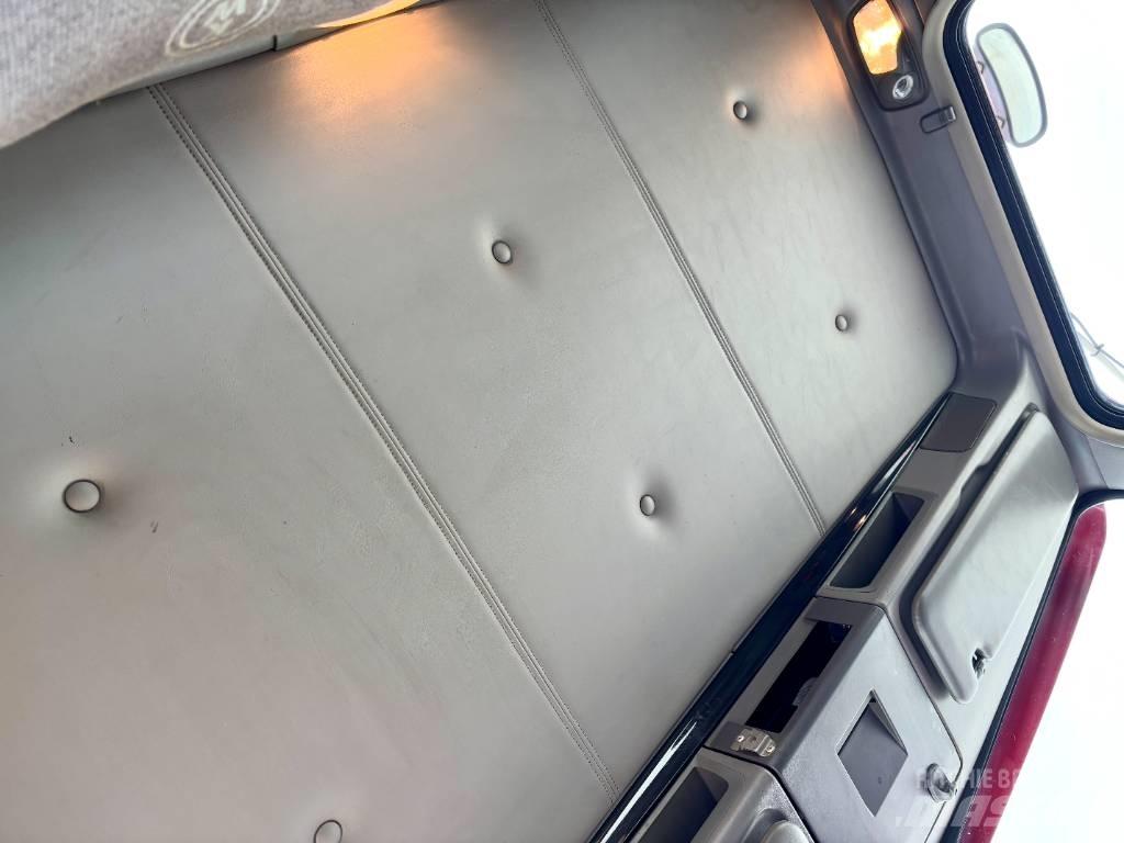 Kenworth T 800 曳引機組件