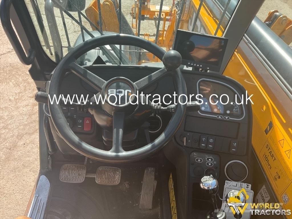 JCB 540-140 伸縮臂操作車