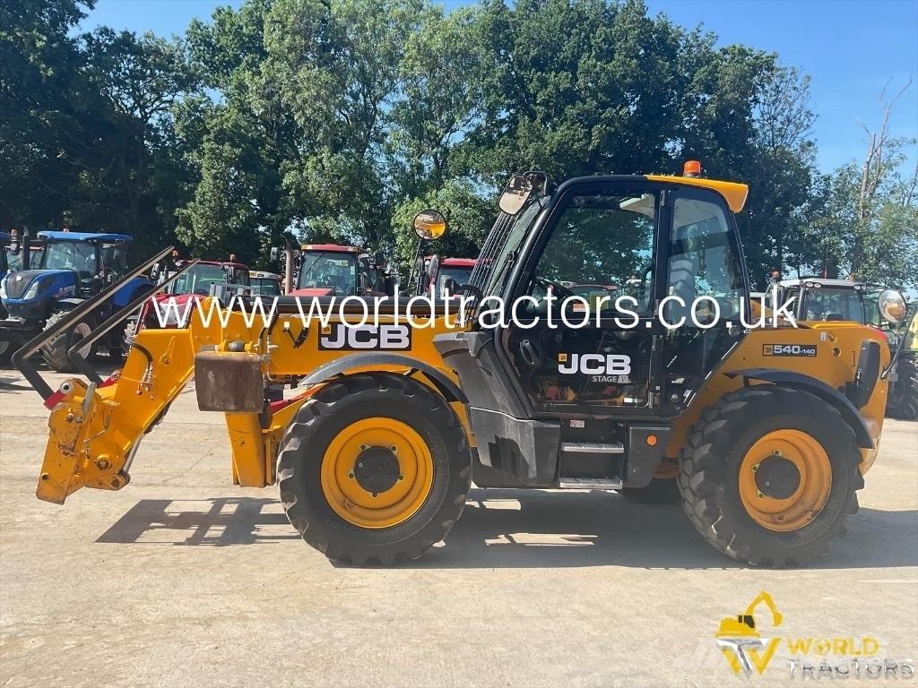 JCB 540-140 伸縮臂操作車