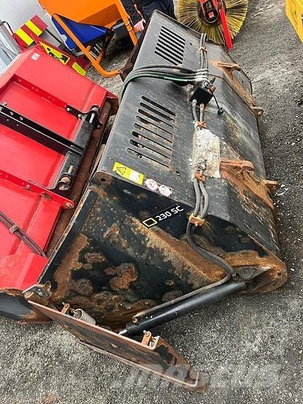  Ålø 230 SC 其他農業機械