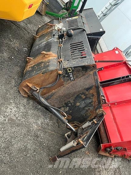  Ålø 230 SC 其他農業機械