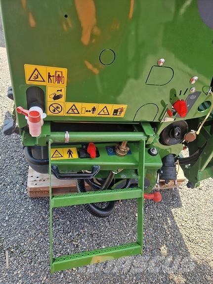 Amazone UF 1201 自走式噴霧機