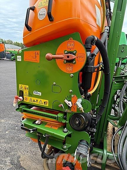 Amazone UF 901 自走式噴霧機