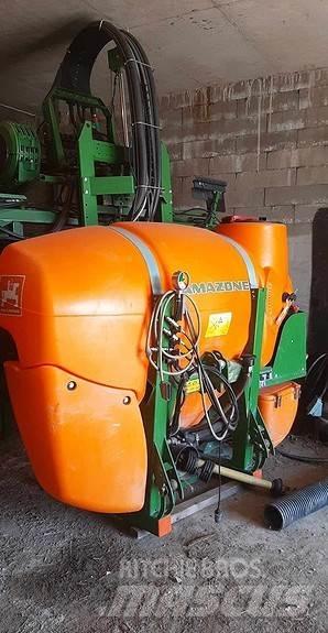 Amazone UF901 自走式噴霧機