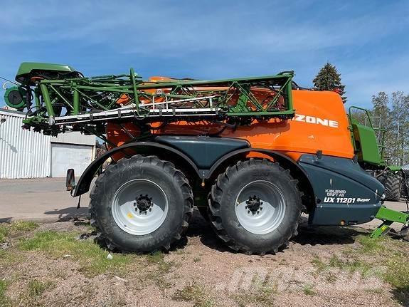 Amazone UX11201 自走式噴霧機