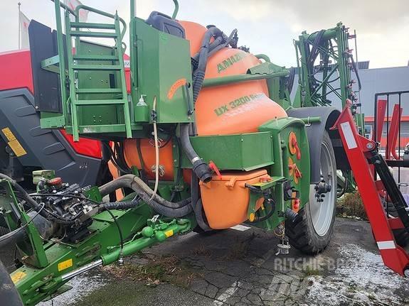 Amazone UX3200 自走式噴霧機
