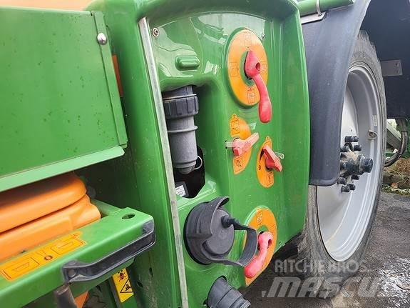 Amazone UX3200 自走式噴霧機