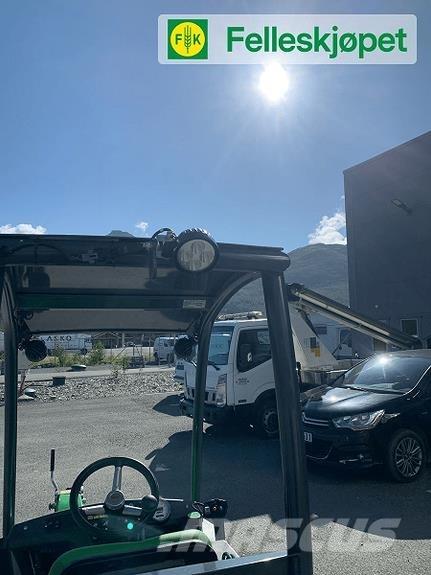 Avant 220 其他地面照料機械