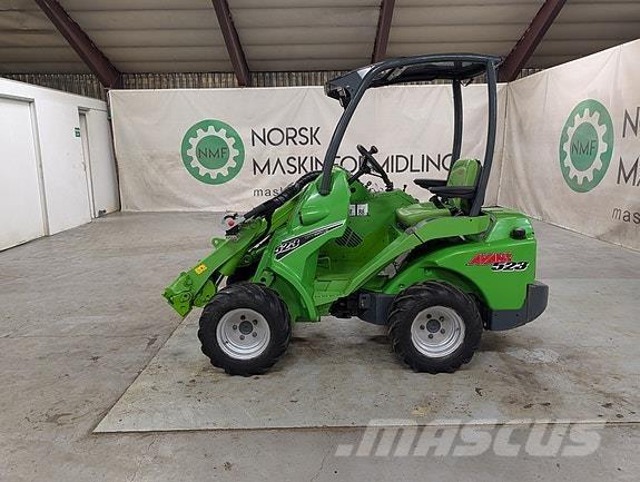 Avant 523 工具搬運車