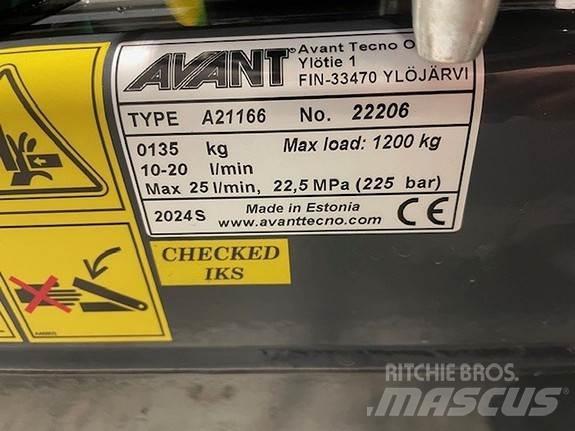 Avant Rundballeklo 其他農業機械