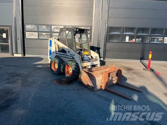 Bobcat 743 滑移轉向裝載機