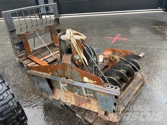 Bobcat 773 滑移轉向裝載機