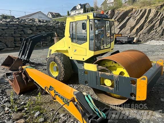 Bomag BW211 D-3 瀝青攤舖機/鋪路機