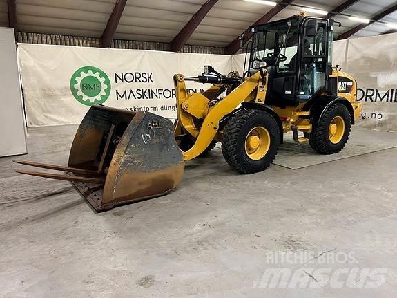 CAT 908M 輪胎式裝載機