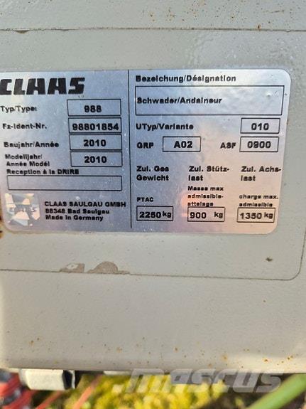 CLAAS Liner 2900 堆草機