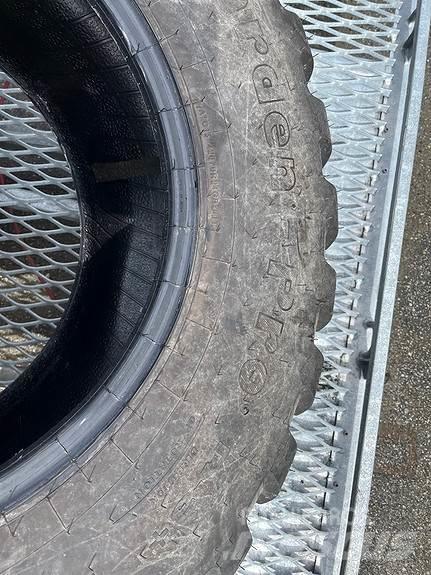  Dekk Garden pro 輪胎、車輪和輪圈