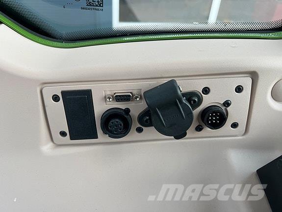 Fendt 211 Profi+ 曳引機