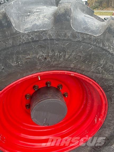 Fendt 828 Vario 曳引機