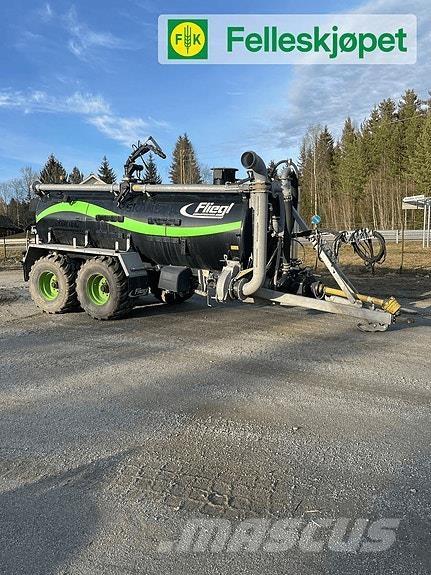 Fliegl vfw12000 礦物撒布機