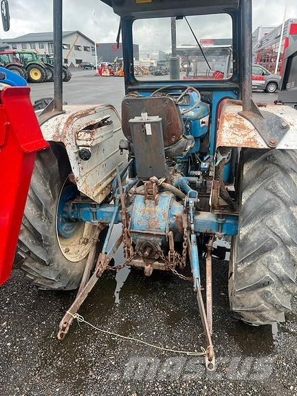 Ford 2600 曳引機