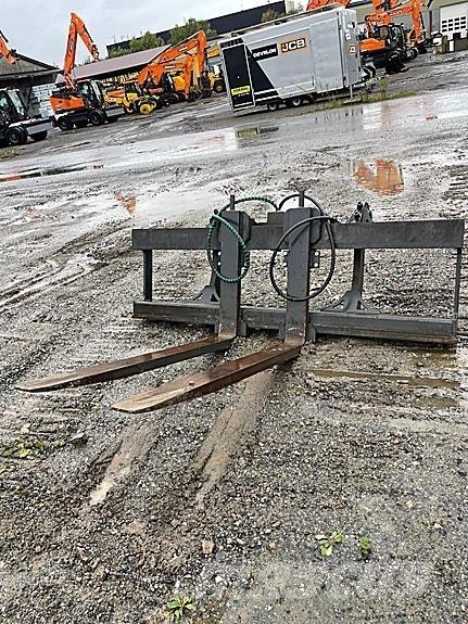 Gjerstad  其他路面和雪地機械